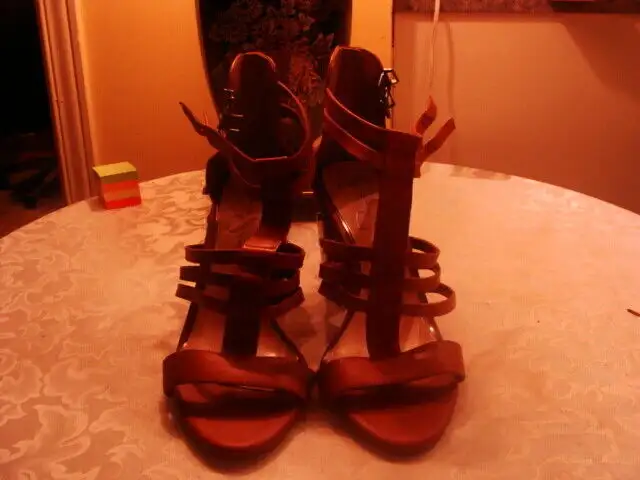 Souliers de marque Jessica in Women's - Shoes in Laval / North Shore - Image 2