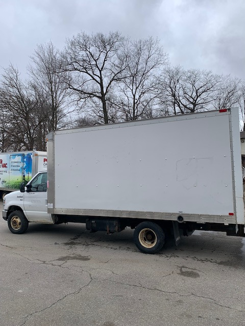 2016 Ford E-450 - 16Ft l Box - Ramp - 6.2L V8 Gasoline Safetied in Cars & Trucks in Cambridge - Image 4