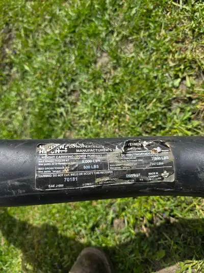 I am selling a used Hidden Hitch receiver, compatible with Ranger, Dakota, and Mazda vehicles, desig...