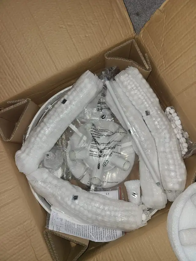 White Bead Chandelier in Indoor Lighting & Fans in Hamilton - Image 3