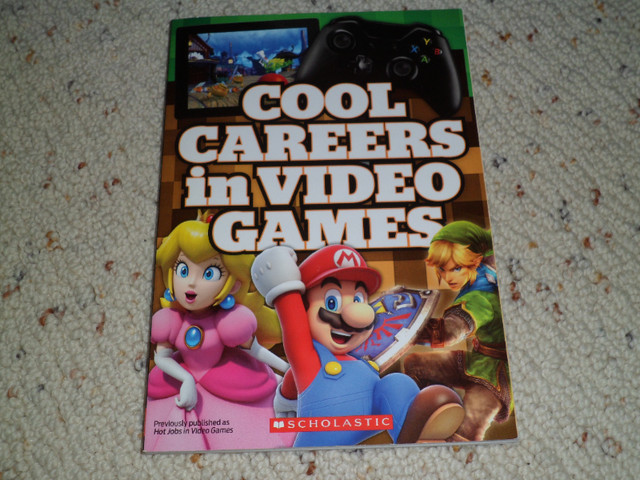 Cool Careers In Video Games by Joe Funk paperback book dans Livres jeunesse et ados  à Région de Markham/York