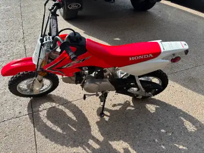 2019 CFR 50, low hours, training wheels