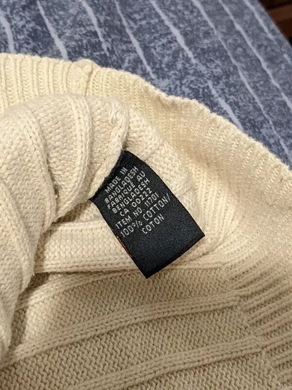 Men's Sweaters Size Small in Men's in Edmonton - Image 9