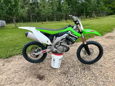 2012 4 stroke Kawasaki dirt bike. Not used much, way to fast for current driver, getting too old. Dr...