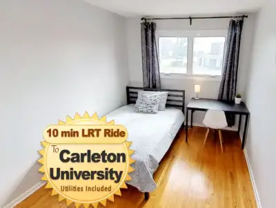 Available May 1st. very good location. close to everything. located in top floor apartment. Furnishe...