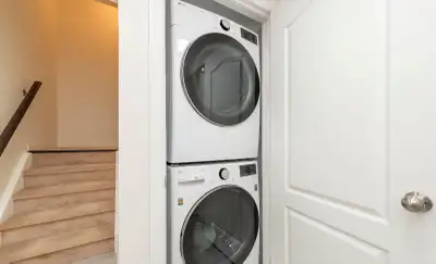 1 Bedroom plus Den Legal Basement Apartment for Rent – $1550 (All Inclusive) at Sandalwood and Dixie...