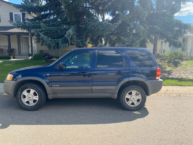 2004 Ford Escape in Cars & Trucks in Strathcona County - Image 3