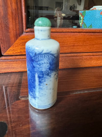 Antique Chinese blue and white snuff bottle