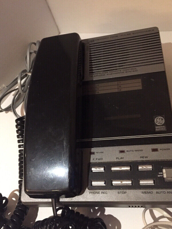 REDUCED Lot of Phones and Answering System in Home Phones & Answering Machines in Kawartha Lakes - Image 2