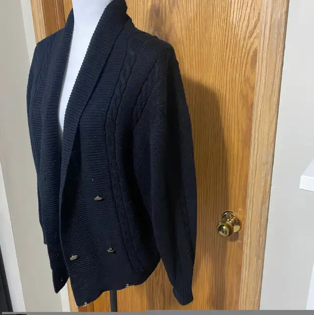 Open button sweater in Women's - Tops & Outerwear in Calgary - Image 3