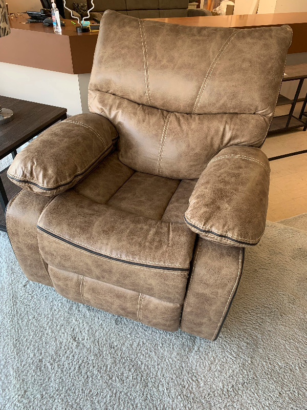 Reclining Sofa, Loveseat & Chair ***BRAND NEW** in Couches & Futons in Hamilton - Image 4