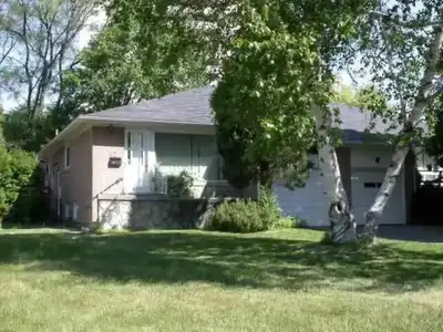 Rooms4Rent - Best Rental Options - Three options below: 1. Private Room Basement ($800- $1200) - Dep...