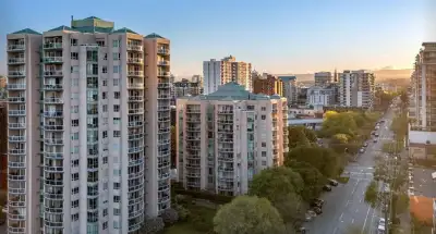 Bright Spacious Condo For Rent in Harris Green