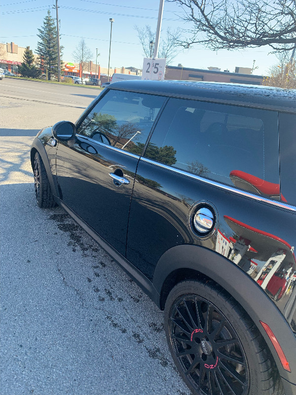 2012 Mini Cooper S with LOW kms in Cars & Trucks in Markham / York Region - Image 3
