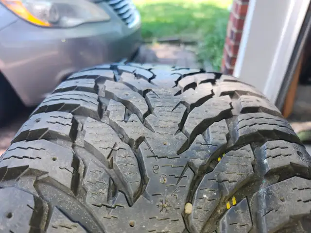 Pneus hiver 265/70/R17 in Tires & Rims in City of Montréal - Image 4