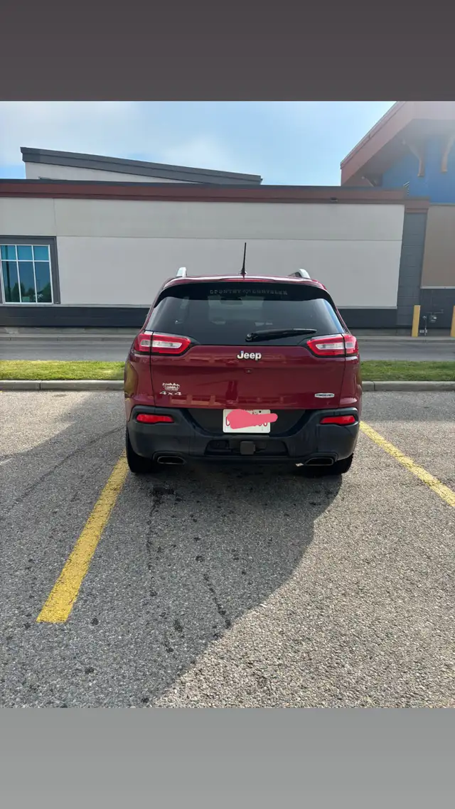 2015 Jeep Cherokee 549321795867791363
