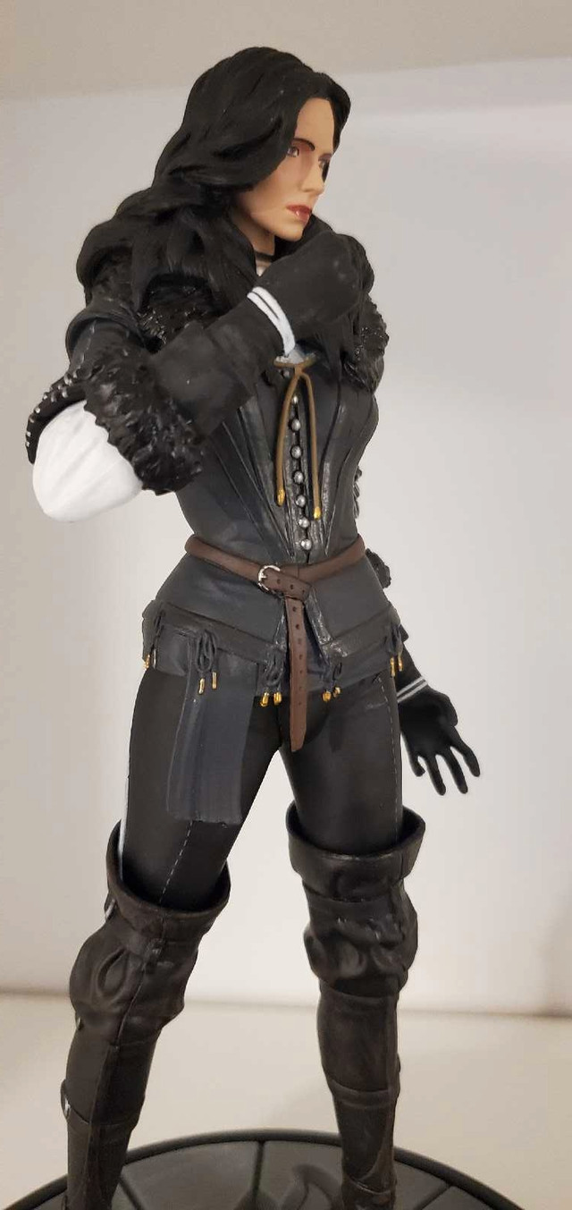 Witcher 3 Yennifer Figurine in Hobbies & Crafts in Gatineau - Image 3