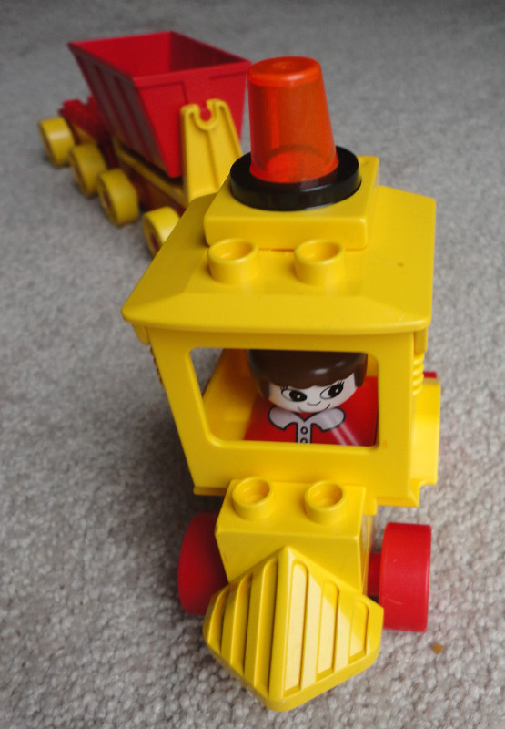 Vintage Lego Duplo Train in Toys & Games in Oshawa / Durham Region