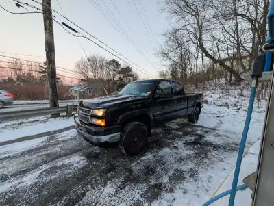 2006 Chevy 2500 HD - 6.0L Gas - MVI Expired Originally my father’s truck and very well maintained. E...
