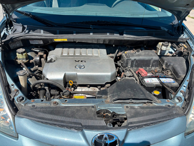 2008 Toyota Sienna in Cars & Trucks in City of Toronto - Image 2