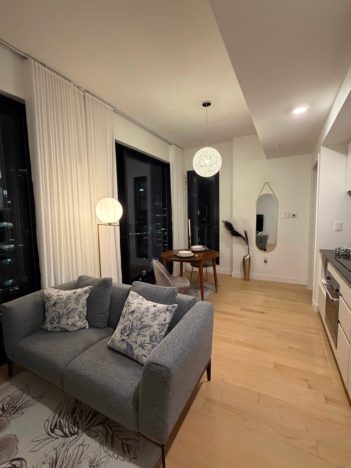 Condo to rent/a louer Montreal 3 1/2 — photo 2