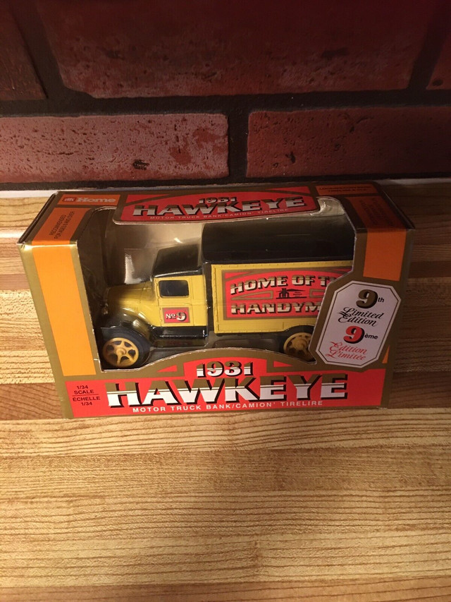 Collectable Die Cast 1931 HAWKEYE Truck Bank in Arts & Collectibles in City of Toronto - Image 2