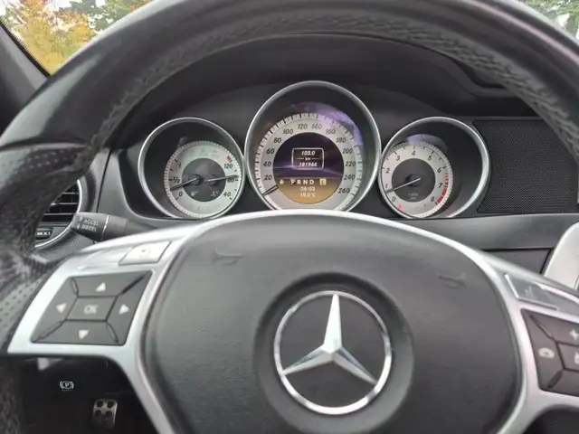 Mercedes C Class 2012592355104969216001