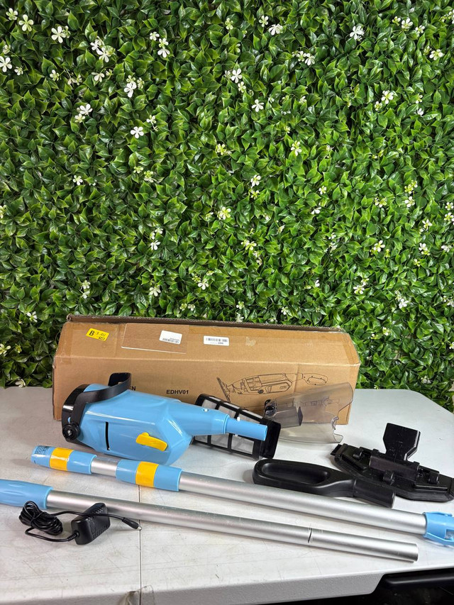 Efurden Handheld Pool Vacuum for Above Ground Pools, Blue in Hot Tubs & Pools in City of Toronto - Image 2