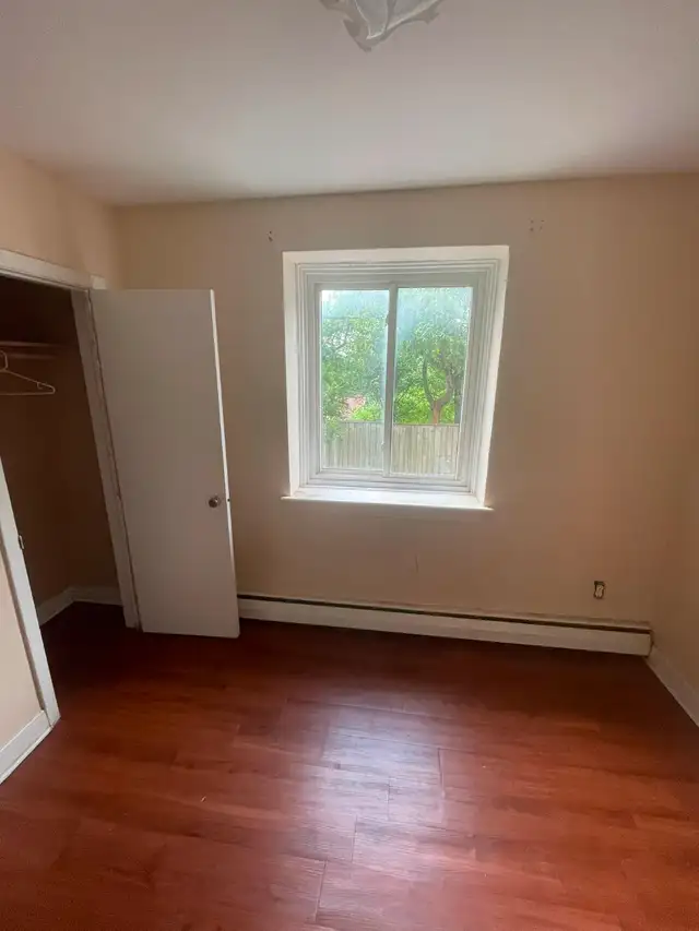 1 bedroom for rent in a 2 bedroom apartment , price $650 in Room Rentals & Roommates in Ottawa - Image 4