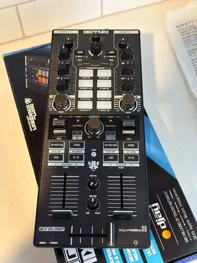 Reloop Mixtour Pro, View more
