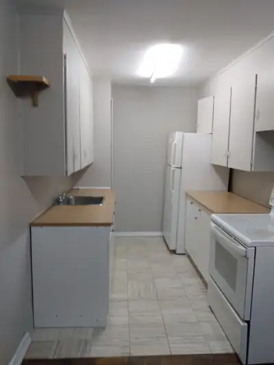 WHITBY ONE-BEDROOM FOR RENT