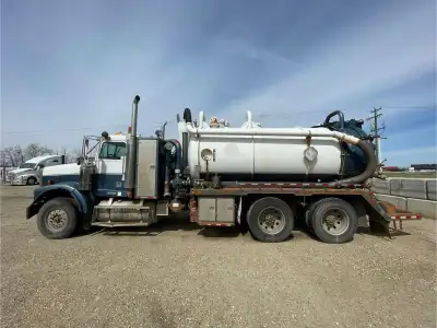 2003 Freightliner FLD120 day cab, TC spec 407 tank with VIP (Camex) vac system setup, CAT C15 6NZ En...