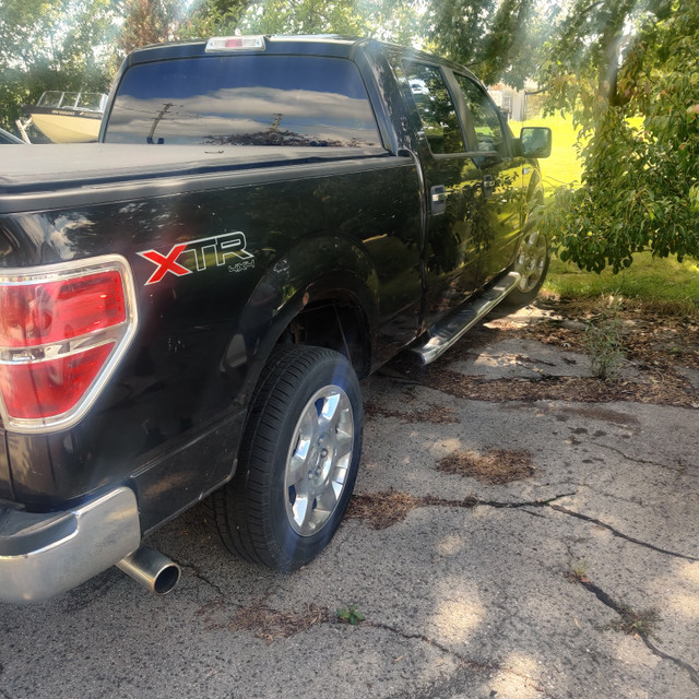 2014 Ford F150 XLT/XTR Single Owner. Excellent Condition in Cars & Trucks in Oakville / Halton Region - Image 4