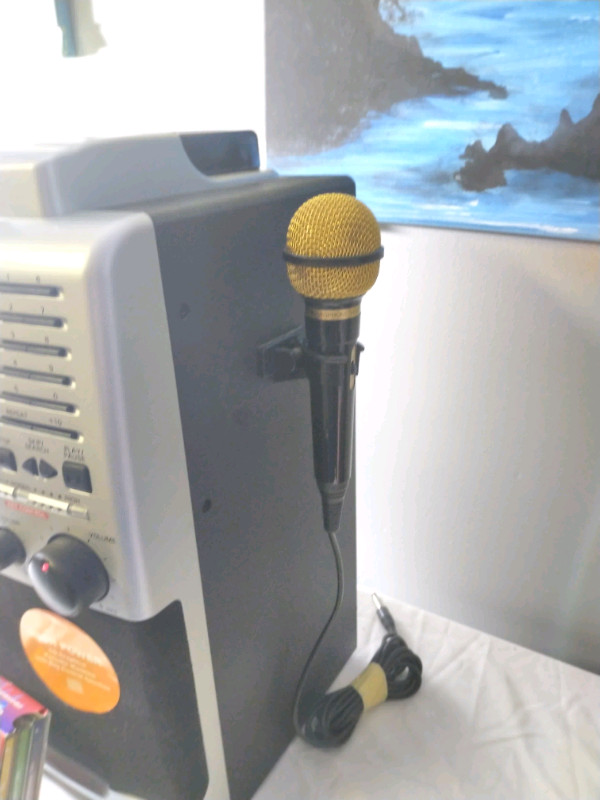 Karaoke Machine in Stereo Systems & Home Theatre in Cambridge - Image 2