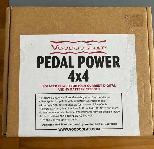 Voodoo Lab Pedal Power 4x4 in Amps & Pedals in City of Montréal - Image 2