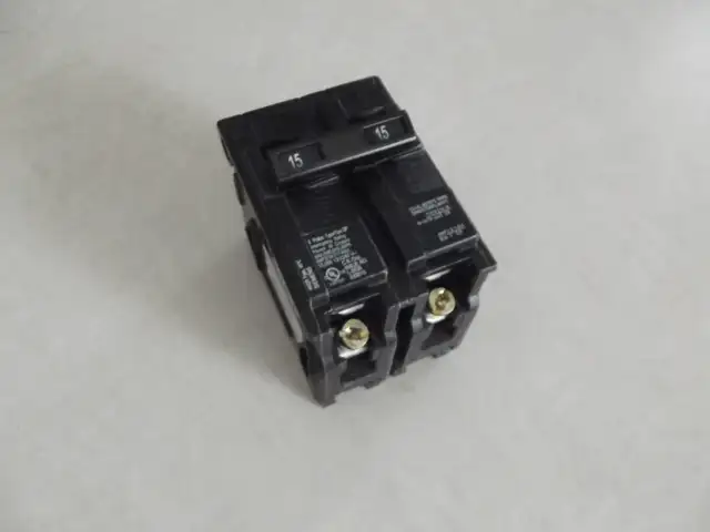 Dijoncteurs (breaker ) Siemens Q215 NEUF in Electrical in Laval / North Shore - Image 2