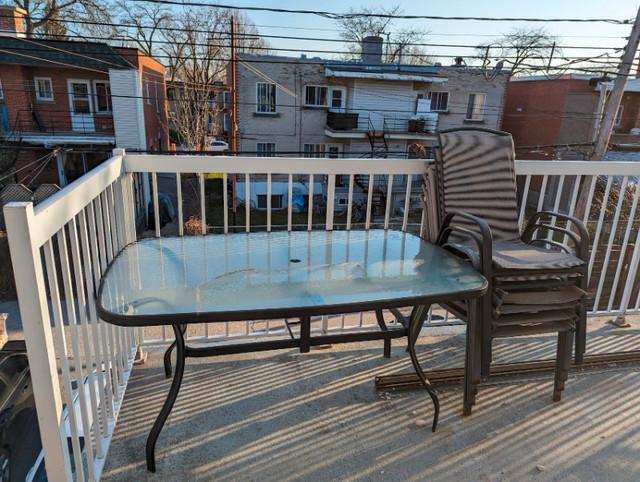 USED 6X Stackable Dining Chair Patio dans Mobilier pour terrasse et jardin  à Ville de Montréal - Image 3