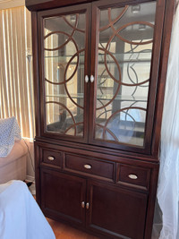 *FOR SALE* Dining Room Hutch/Cabinet