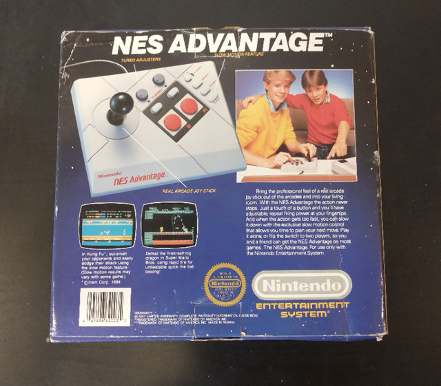 Nintendo NES Advantage Controller MINT in box Shipping worldwide dans Consoles classiques  à Laval/Rive Nord - Image 2