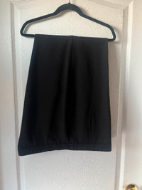 Jolie pantalon noir grandeur 24 ou 2xl