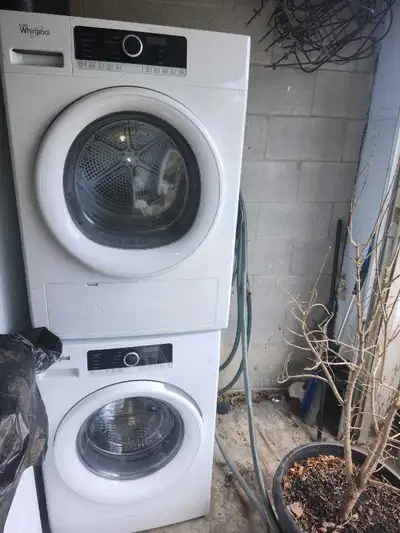 Whirlpool 24"Condo Size Compact Washer Ventless Dryer , View more