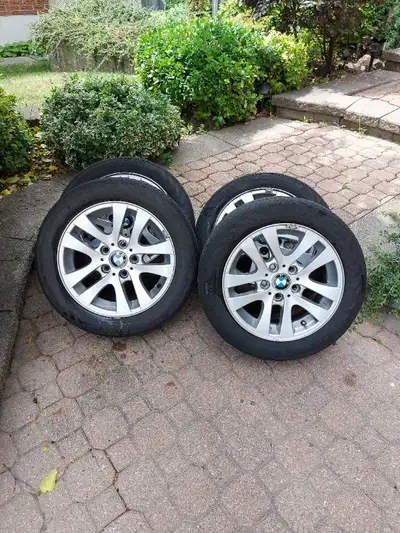 BMW 3 Series Set of 4 BMW OEM Alloy Rims Size 16" Great for a second set of tires or snows Selling R...