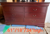 Traditional Decor Wooden 6 - Drawer Dresser