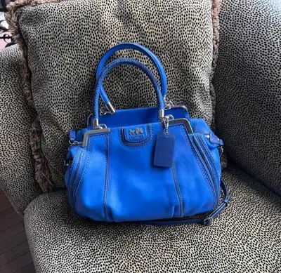 NWT Coach Limited Edition  Madison Pinnacle Zig-Zag handbag, View more