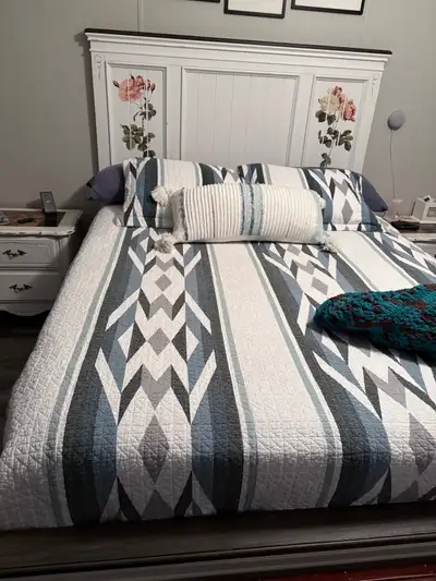 white queen distressed bed frame , View more
