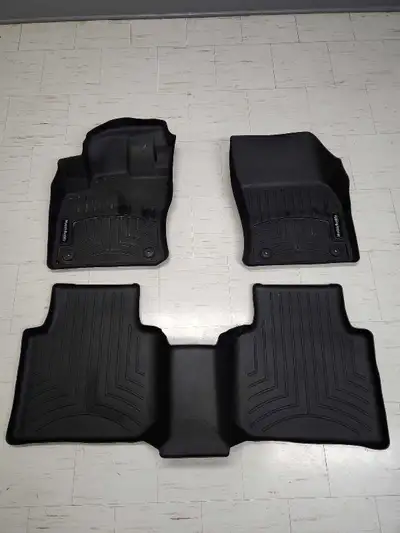 Make me an offer! Selling a full front and rear set of genuine OEM Volkswagen Muddy Buddy floor line...