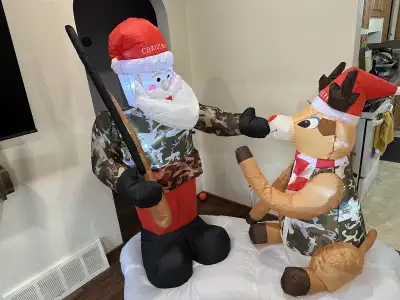 hunting santa, View more