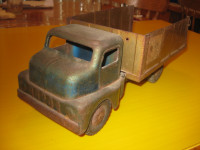 Old Vintage Metal... STRUCTO STAKE TRUCK Yellow and Blue