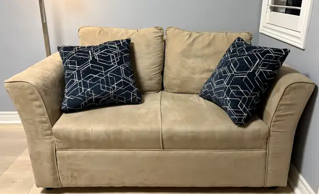 Tan Microfibrer LoveSeat & Two Brand New Decorative Pillows in Couches & Futons in Oshawa / Durham Region - Image 2