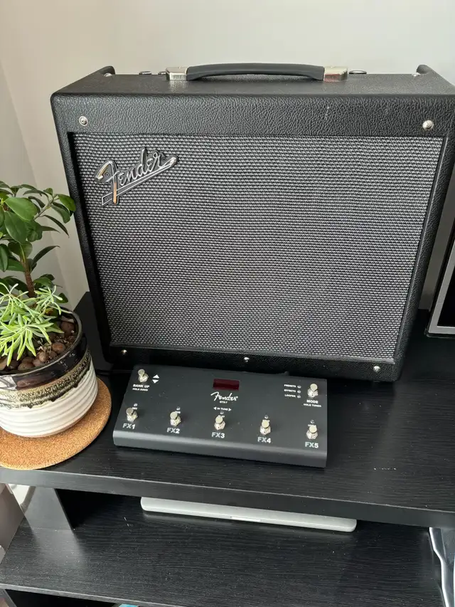 Fender Mustang GTX 50 with  GTX 7 in Amps & Pedals in Ottawa - Image 2